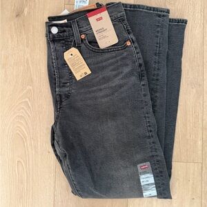 Levi’s Women's Wedgie Straight